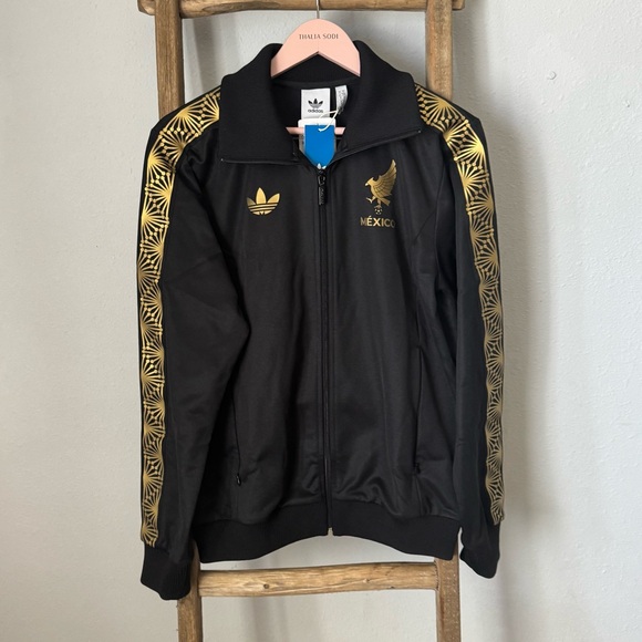 New Adidas Originals Mexico Black Gold Track Top Jacket size small 
Zip up - Picture 3 of 12